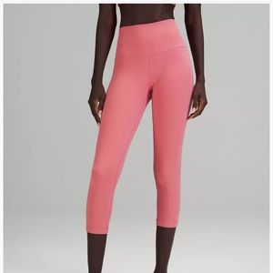 Lululemon Align How high rise crop 21”